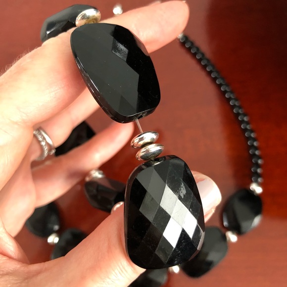 Black Beaded Necklace and Bracelet Set - Picture 3 of 3